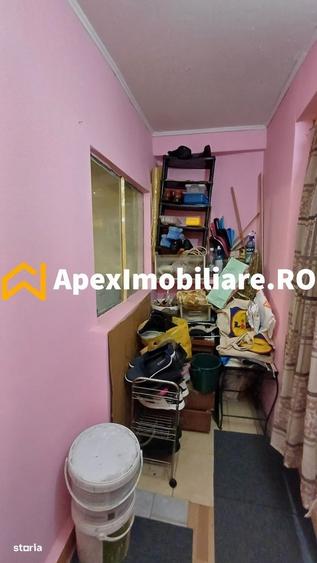 Casă cu 4 camere cu Teren 241 Mp în Apărătorii Patriei
