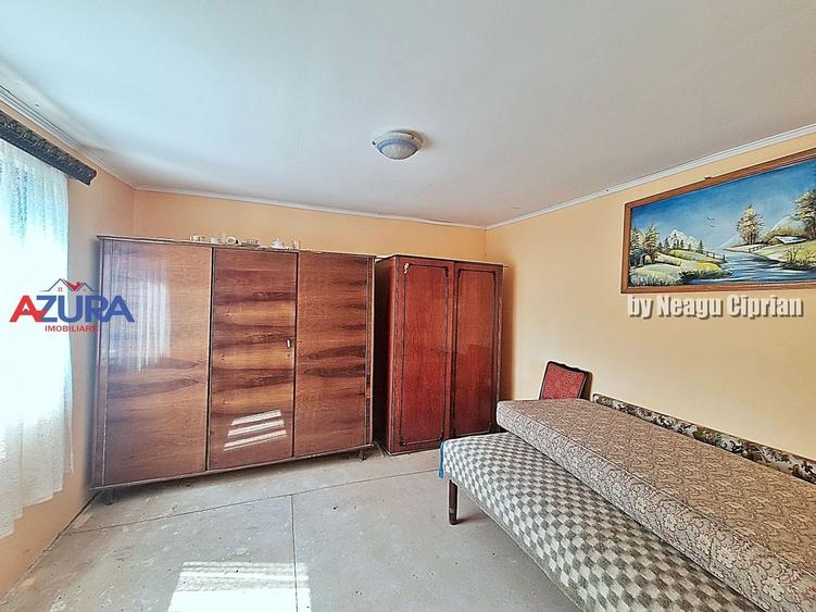 Casă individuală cu 3 camere cu Canalizare în Recea
