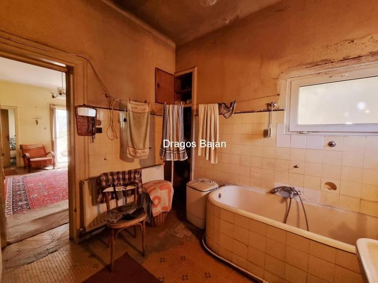 Cismigiu // Curte in proprietate // Vila renovata - 16