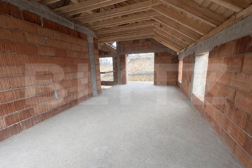 Casa premium semifinisata cu geam panoramic, garaj si teren 786mp - 7