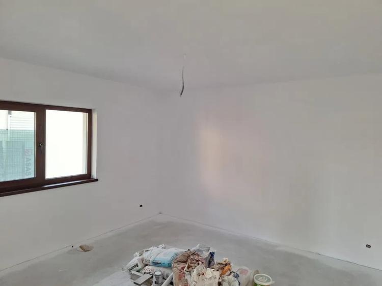 CASA CUMPANA| 105 MP | 390 MP TEREN | TOATE UTILITATILE| - 2