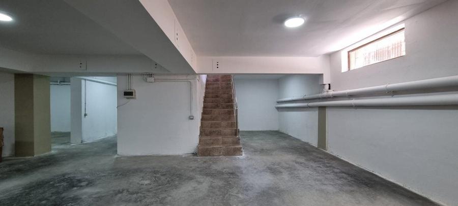 Spațiu comercial, de 340 mp, în Prelungirea Ghencea