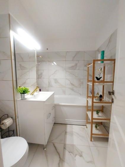 Persoana fizica, vand apartament 2 camere , et1, decomandat - 7