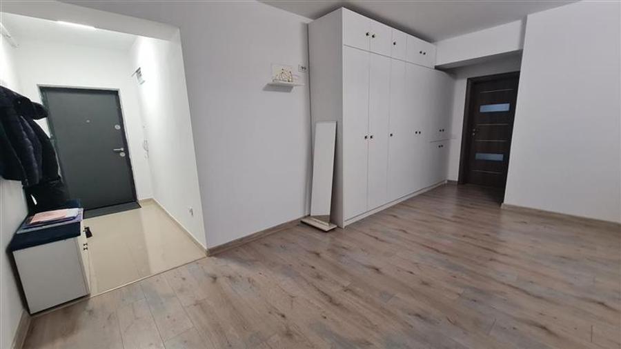 Apartament cu 2 camere si loc de parcare langa  in bloc nou - 6