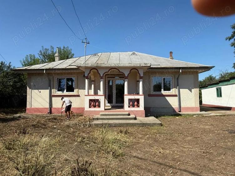 Casa de vanzare cu teren de 5000 mp - 3