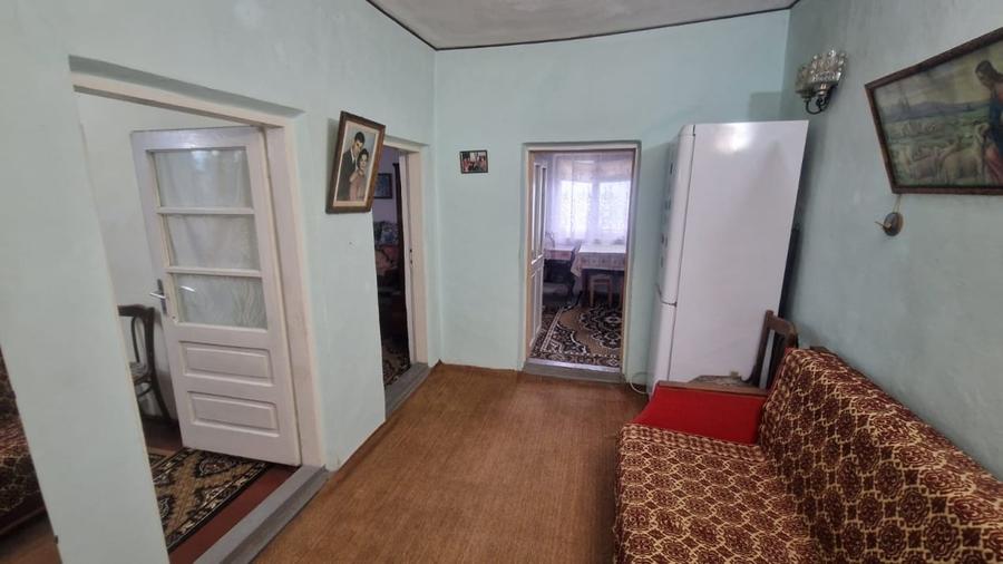 CASA 4 CAMERE , SUPRAFATA TOTALA 80 MP , TEREREN 355 MP, DESCHIDERE  17,5 ML - 7