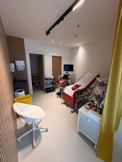 PIPERA Porsche vanzare spatiu birouri/clinica clasa A 230 mp - 11