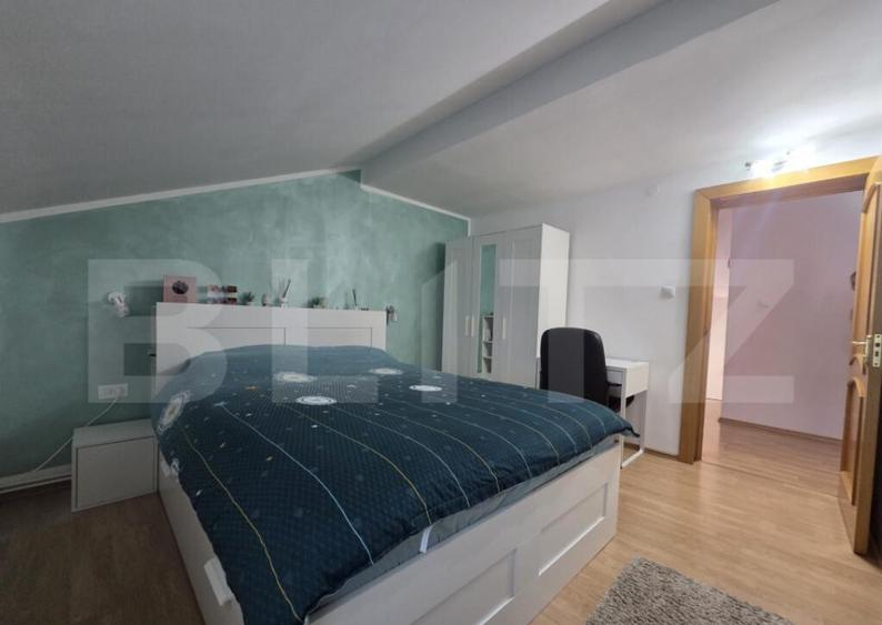 Vila 226 mp utili, curte 277 mp, zona Micro 3 - 27