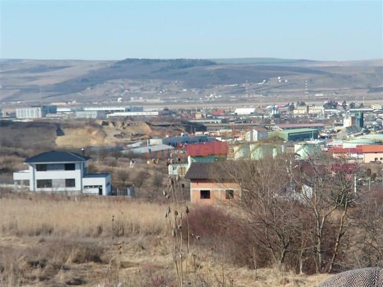 De vanzare teren 4.959m&Acirc;˛/53&acirc;Ź m&Acirc;˛ intravilan str. Campului Dezmir - 4