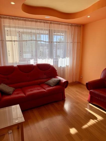 Apartament cu 2 camere semidecomandat în Gemenii