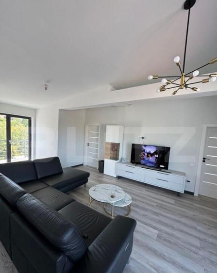 Apartament cu 3 camere, prima inchiriere, 80 mp, parcare, te - 14