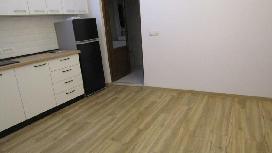 Apartament cu 2 camere, suprafata generoasa de 62 mp, mobilat si utilat modern - 6