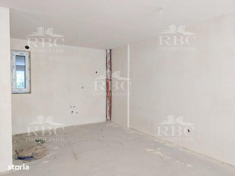 Apartament cu 4 camere în Central