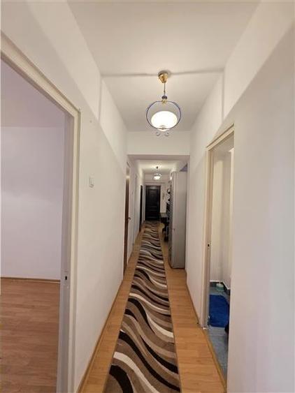 4 camere decomandat - Nicolae Titulescu nr. 14 - Victoriei - 13