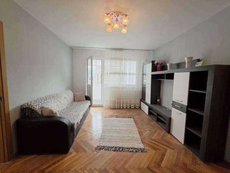 Cartierul Astra zona planete 3 camere cu 2 balcoane etaj 3/4 mobilat și utilat - 1