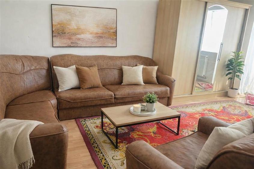 Apartament 3 camere zona Bartolomeu -Brasov - 1