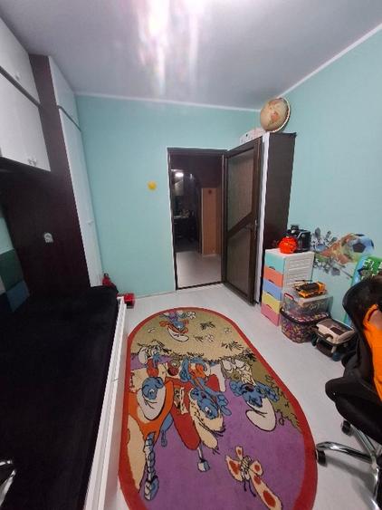 Vand apartament 3 camere, mobilat - 7