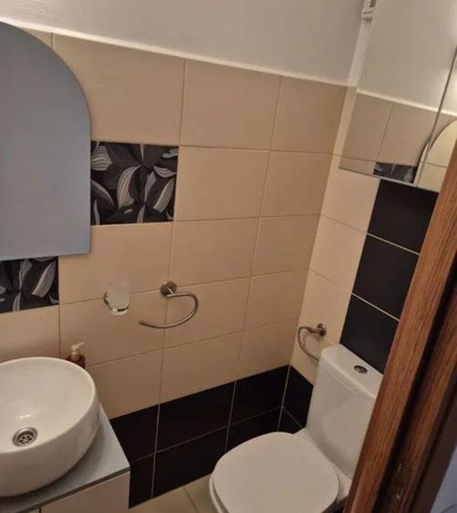 Inchiriez apartament cu 3 camere. - 2