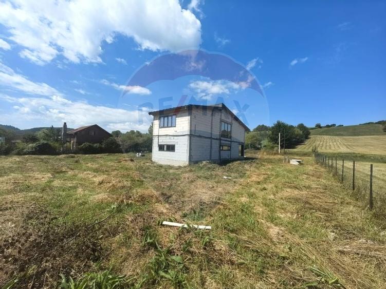 DE VANZARE Casă modernă cu etaj și dotări premium – Copalnic - 10