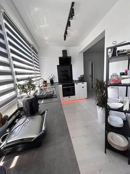 Apartament cu 2 camere, 51,5 mp, zona BMW - 8