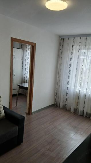 Inchiriez apartament cu 2 camere - 4