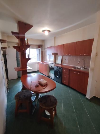 Apartament 3 camere – vis-a-vis de Școala 97, la 5 minute de metrou Timpuri Noi - 2