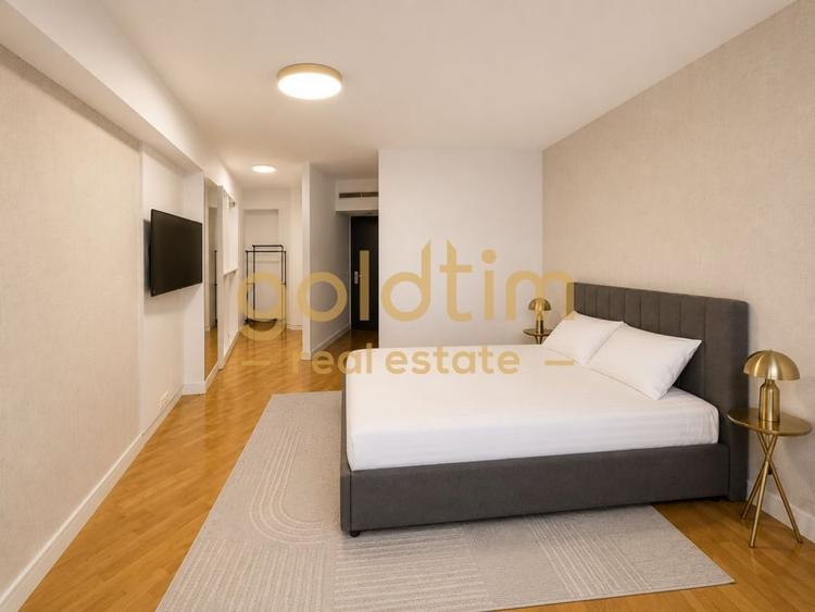 Apartament cu 3 camere semidecomandat în Herăstrău