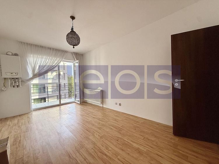 Apartament cu 3 camere decomandat în Dristor