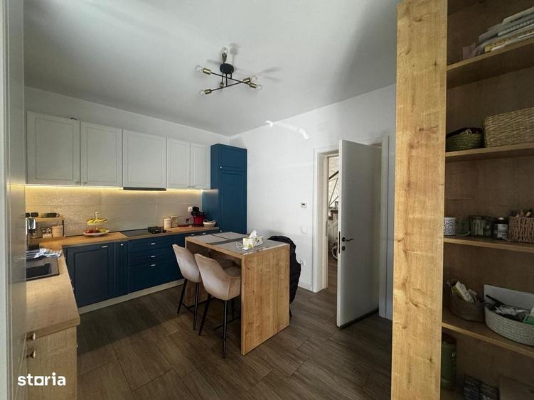 Casă cu 3 camere în Central