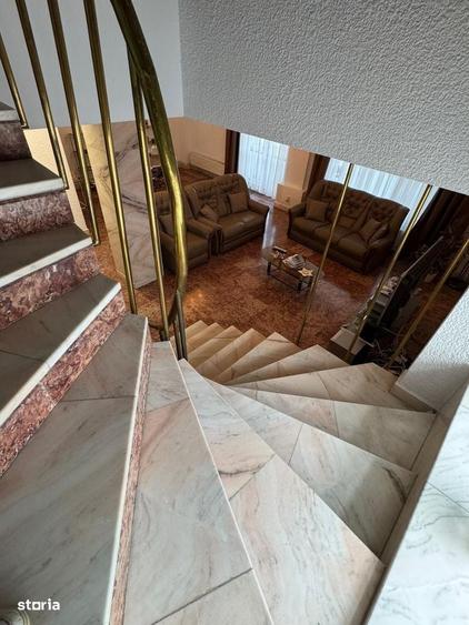 Apartament cu 4 camere în Kiseleff