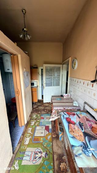 Casă cu Teren 380 Mp în Central