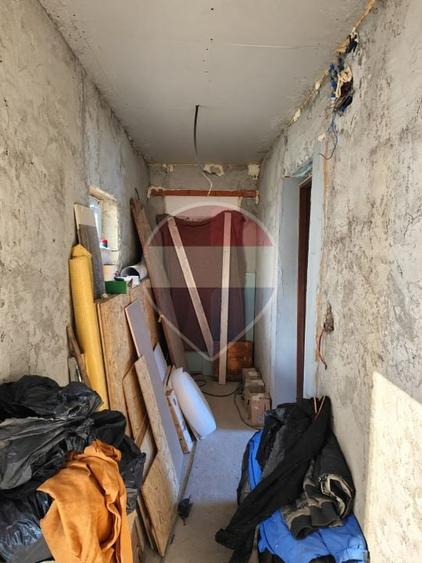 Casă individuală cu 4 camere cu Teren 1153 Mp în Central