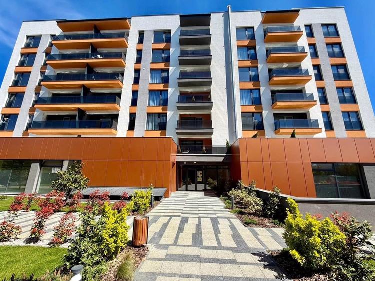 Apartament cu 2 camere decomandat în Între Lacuri