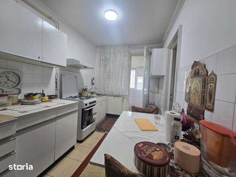 Oportunitate! 3 camere in Zona Centrala 81 mp suprafata totala - 3