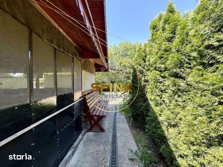 Casă cu 5 camere cu Teren 2850 Mp în Botoroaga