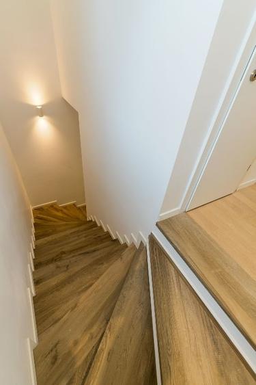 Casă individuală cu 4 camere cu Canalizare în Tunari