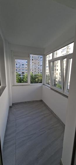 Direct proprietar, inchiriez apartament 3 camere la 2 min de metrou 1 - 4