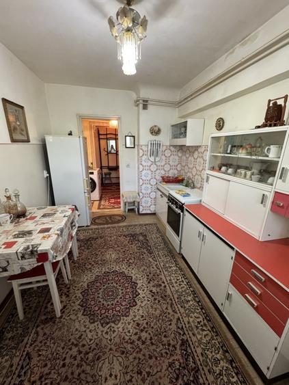 Apartament cu 2 camere decomandat în 9 Mai