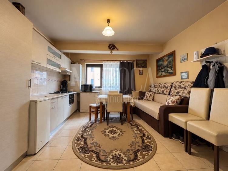 Apartament cu 3 camere semidecomandat în Florești