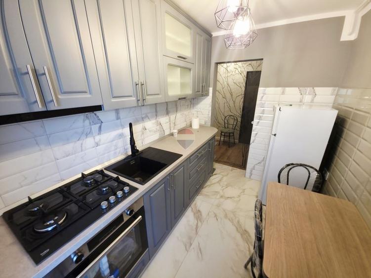 Apartament cu 2 camere decomandat, mobilat în Dărmănești