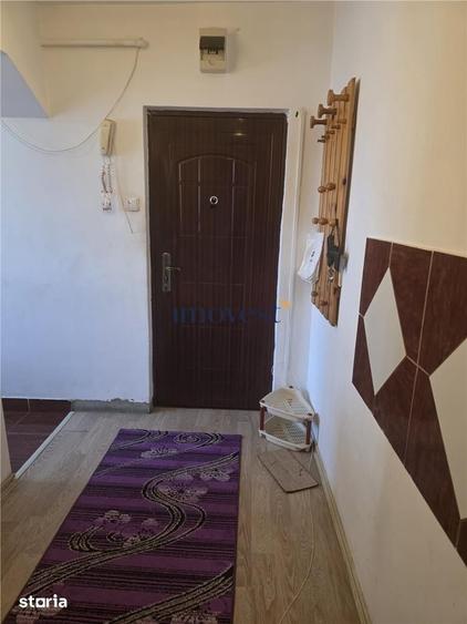 Apartament cu 2 camere decomandat în Solidarității