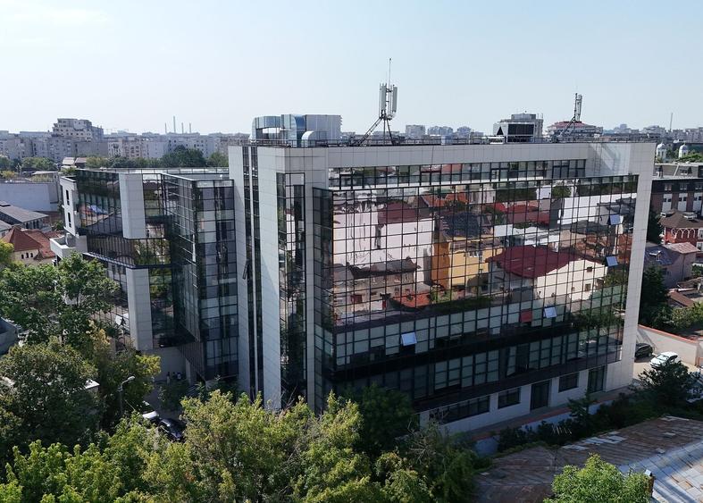 Birou, de 945 mp, în Muncii