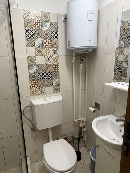 Garsonieră decomandată în Teiul Doamnei