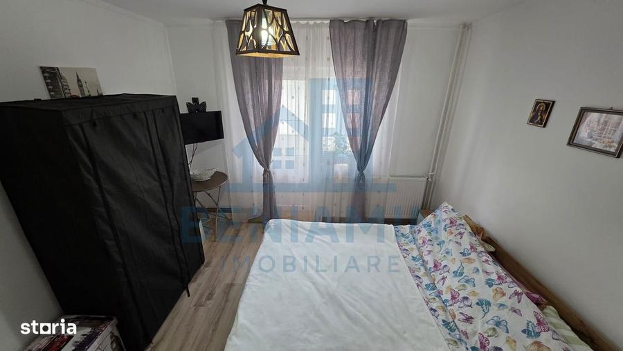 Apartament cu 2 camere decomandat în 1 Mai