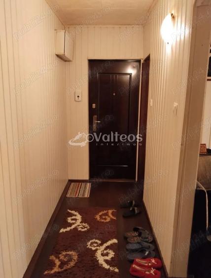 Apartament cu 2 camere semidecomandat în Micro III