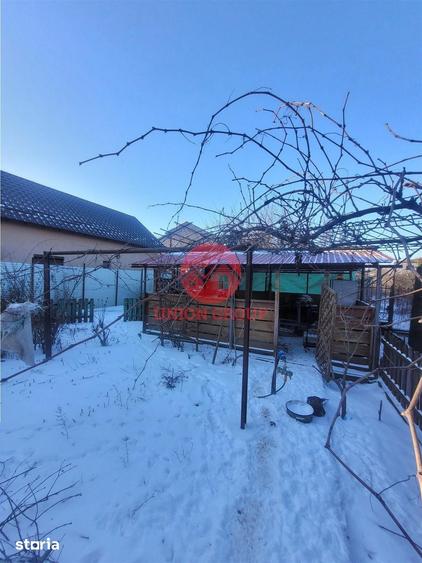 Casă cu 4 camere cu Teren 1250 Mp în Cumpăna