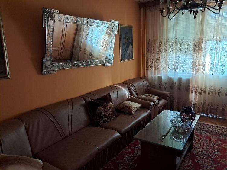Apartament cu 4 camere decomandat în Ultracentral