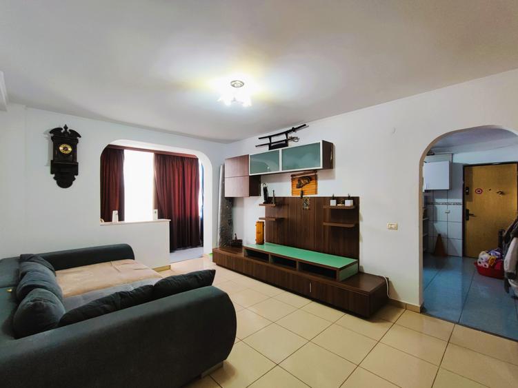 Apartament cu 3 camere de inchiriat in zona centrala a Constantei - 2