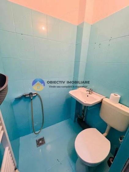 ? Garsoniera de vanzare Mara?ei- Etaj 1 - 2