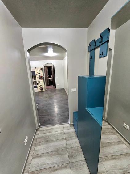 Proprietar, inchiriez apartament zona Soarelui - 4